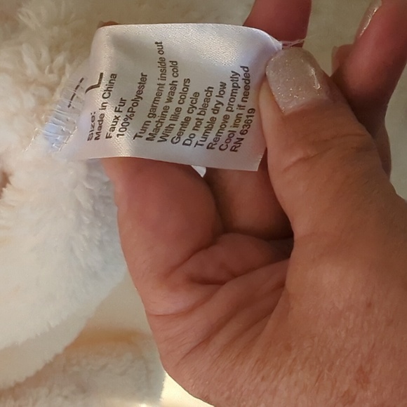 Daisy Fuentes cream size large hoodie - Picture 4 of 5